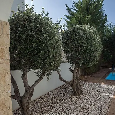 3 Bett Mit Privatem Pool In Einer Bewachten Anlage